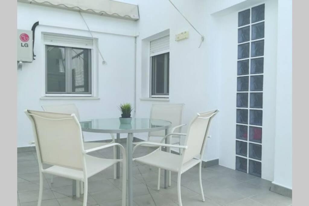 Apartment Garum, Luminoso Con Parking Y Patio Privado Conil De La Frontera