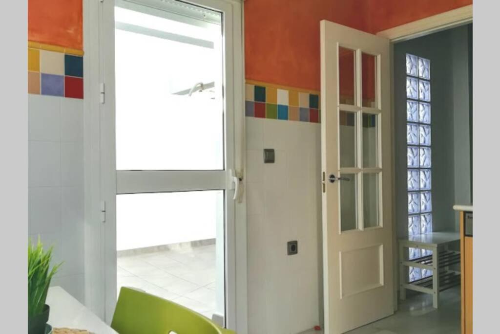 Garum, Luminoso Con Parking Y Patio Privado